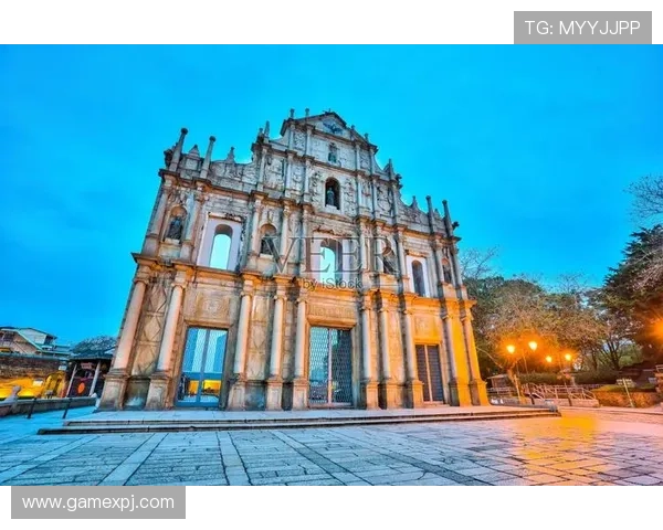 澳门历史城区的圣保禄学院遗址，感受百年历史的文化沉淀与建筑奇观