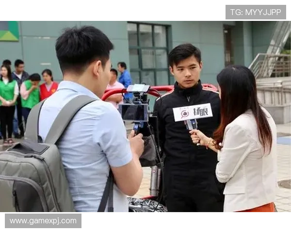 葡京中文站实时赛事直播，带你感受现场激烈的博彩氛围与精彩瞬间